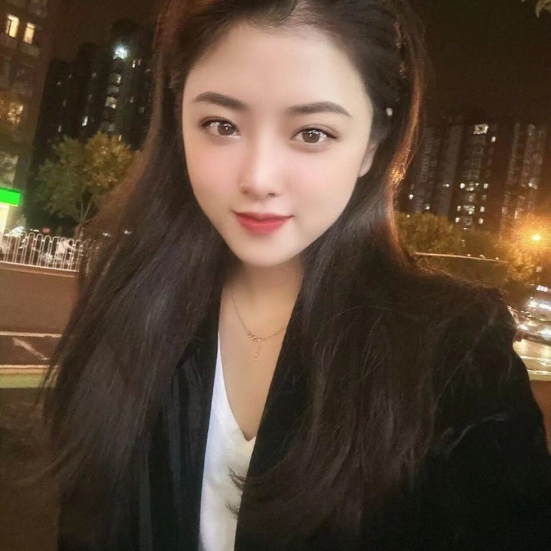 爱笑的女孩的第三张照片--百色相亲服务中心