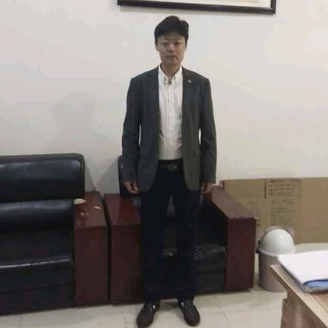 蓝天白云的第一张照片--百色相亲服务中心