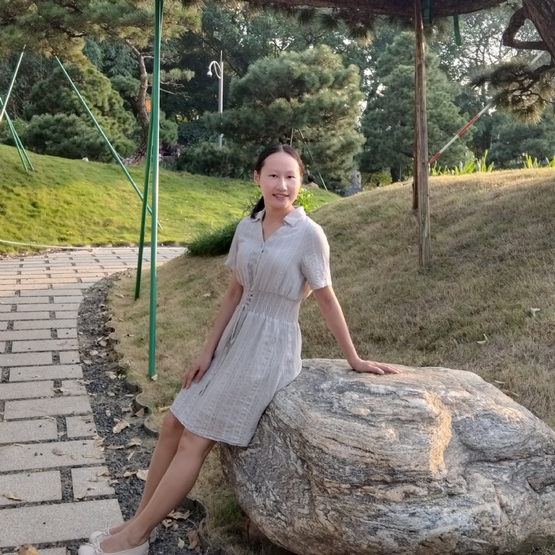 欣欣向荣的第一张照片--百色相亲服务中心