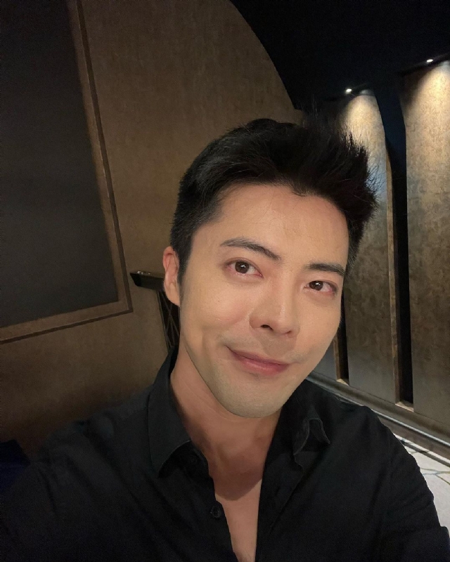 蛮子的第一张照片--百色相亲服务中心