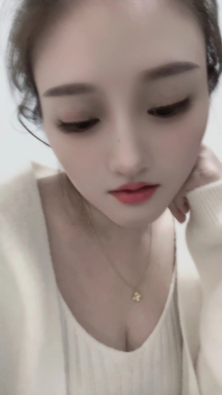 不倾城的第一张照片--百色相亲服务中心