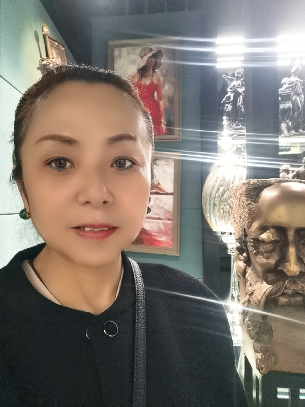 平平淡淡的第一张照片--百色相亲服务中心