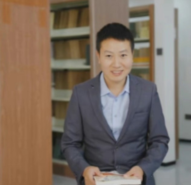 罗梓焜的第二张照片--百色相亲服务中心