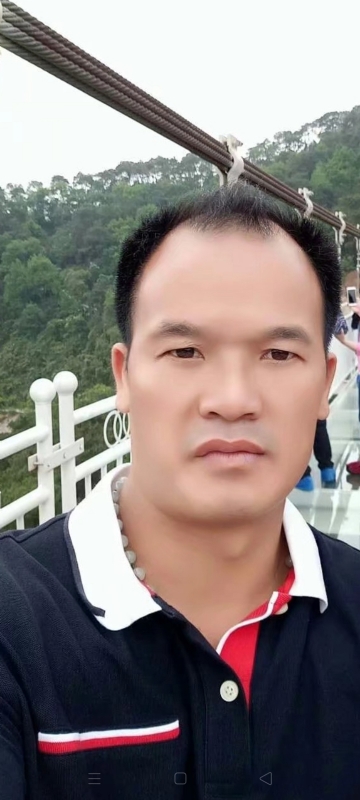 劲郎的第一张照片--百色相亲服务中心