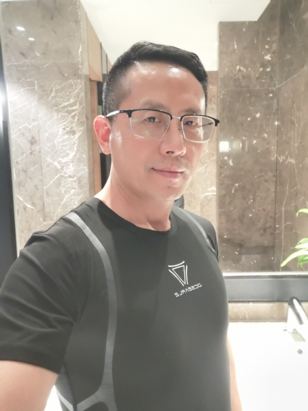 燕青的第一张照片--百色相亲服务中心