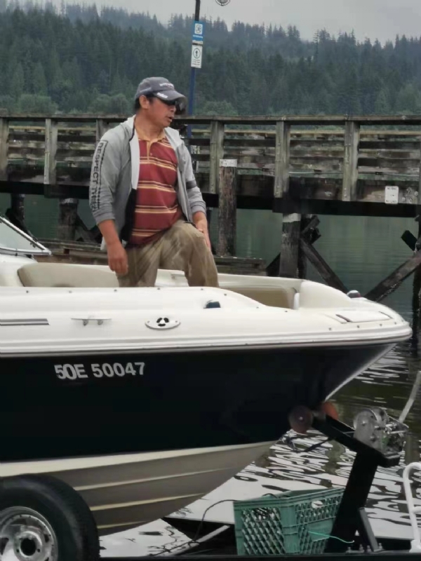 勤劳大力牛的第一张照片--百色相亲服务中心