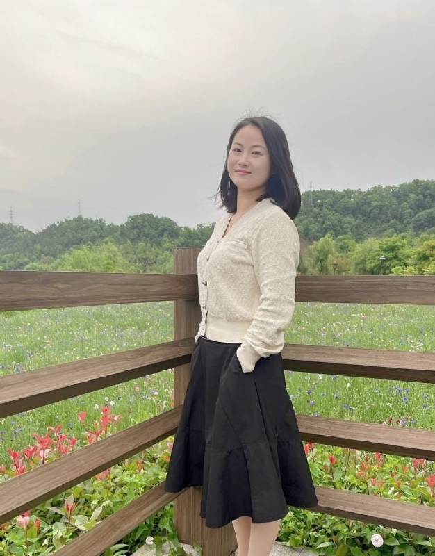 琴儿的第一张照片--百色相亲服务中心