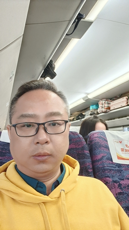 流浪的云的第二张照片--百色相亲服务中心