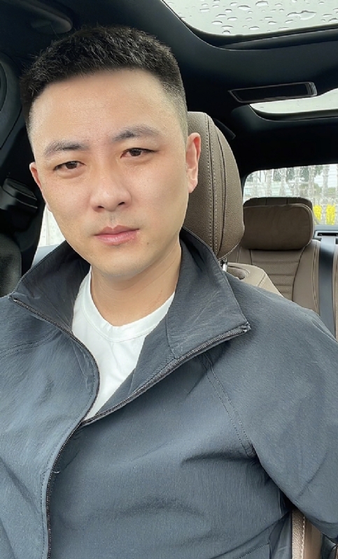 惊弢亥琅的第一张照片--百色相亲服务中心