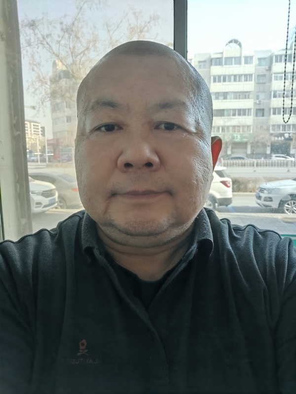 穆萨的第一张照片--百色相亲服务中心