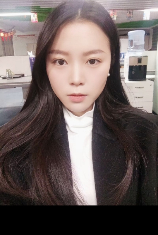 小月半的第一张照片--百色相亲服务中心