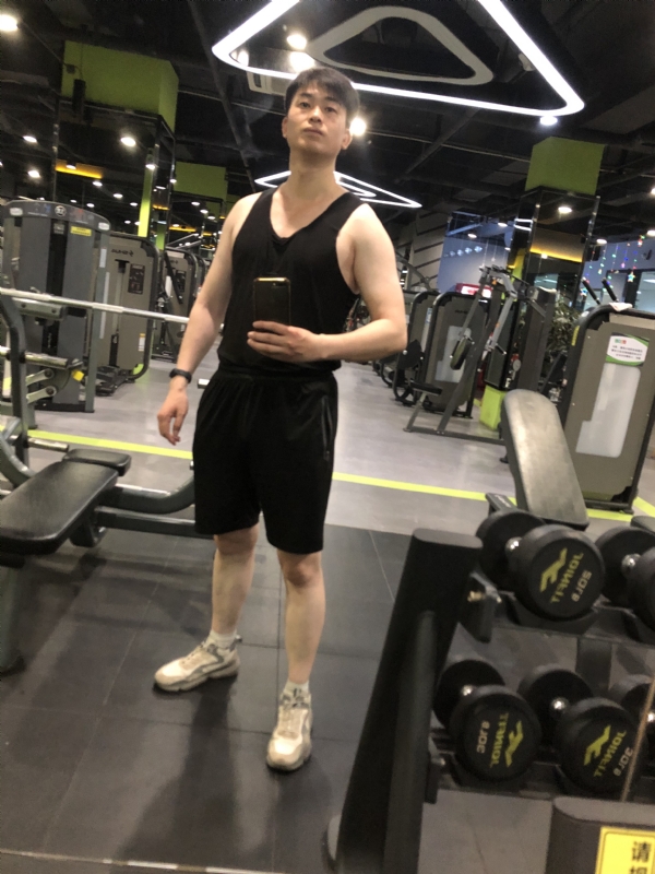 愿得一人心的第一张照片--百色相亲服务中心