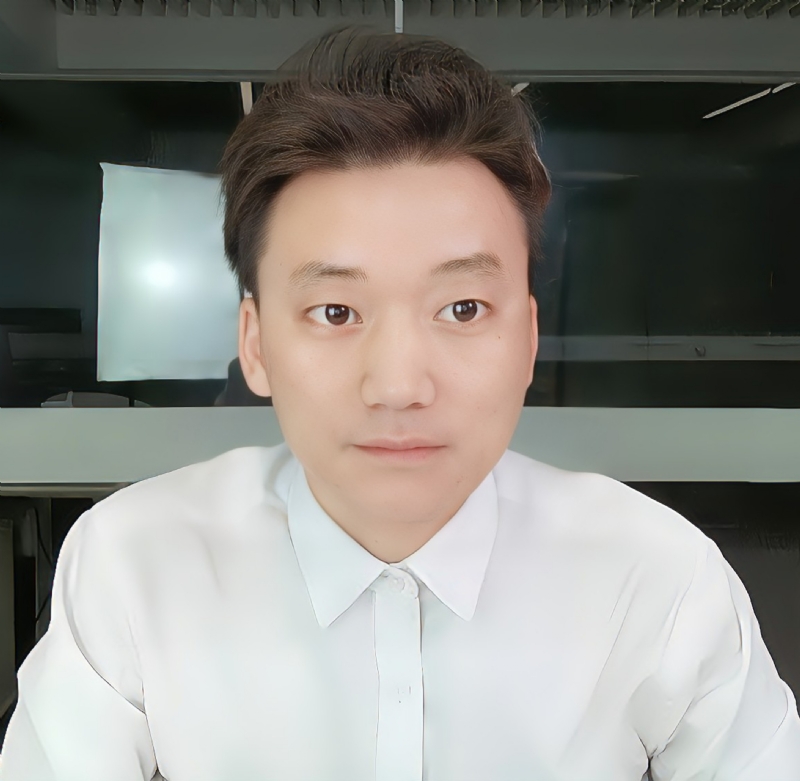 李日的第一张照片--百色相亲服务中心