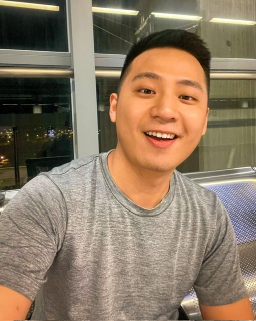 孤獨的男人的第三张照片--百色相亲服务中心