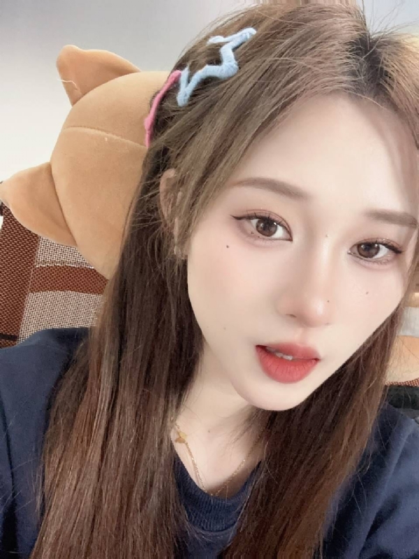 曦曦的第一张照片--百色相亲服务中心