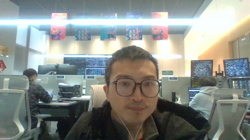 飞翔的蜻蜓的第一张照片--百色相亲服务中心