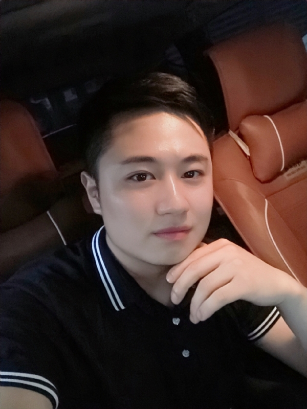 生活再继续的第一张照片--百色相亲服务中心