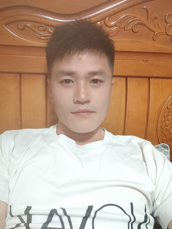 网球罗的第三张照片--百色相亲服务中心