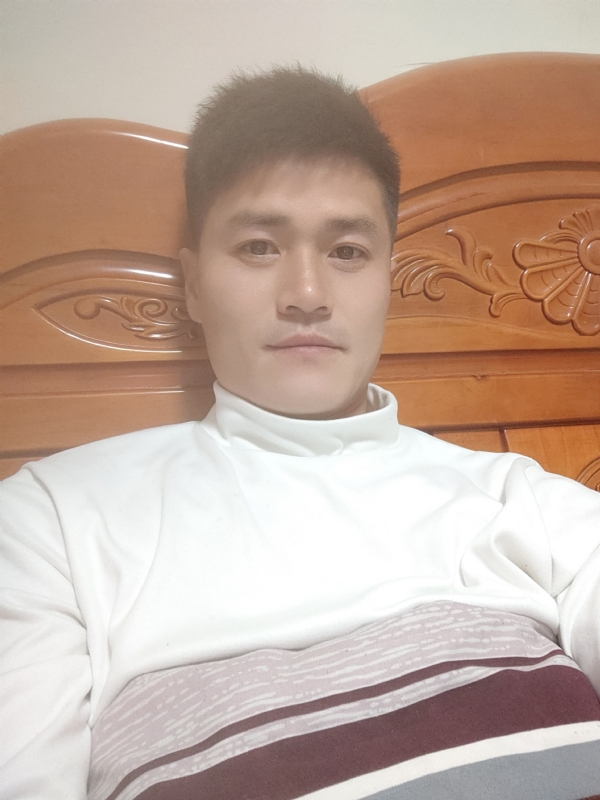 网球罗的第四张照片--百色相亲服务中心