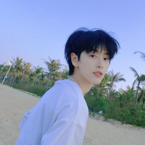 允执其中2024的第一张照片--百色相亲服务中心