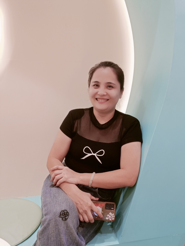 囡囡的第一张照片--百色相亲服务中心