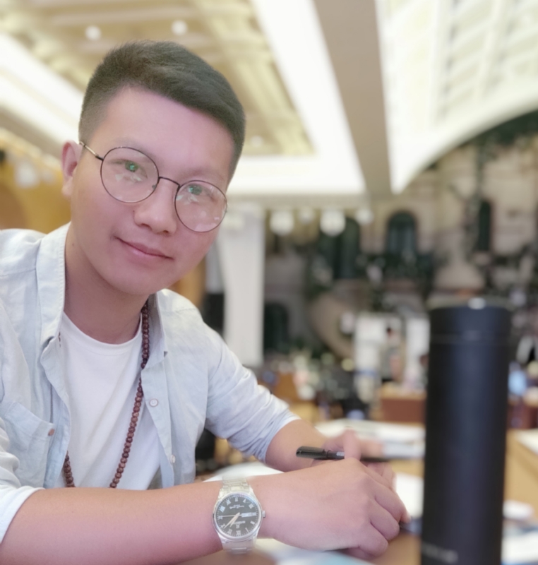 黄先生的第一张照片--百色相亲服务中心