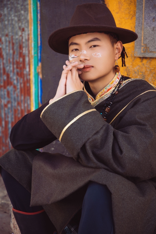 朔风的第一张照片--百色相亲服务中心