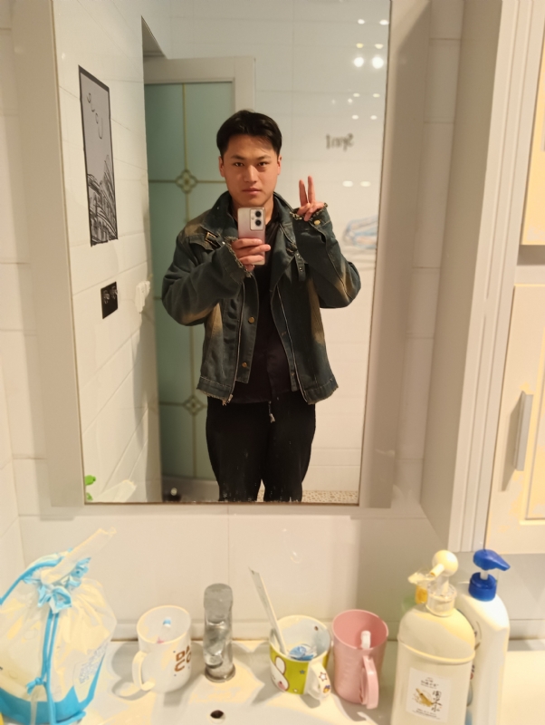 自律的MAN的第一张照片--百色相亲服务中心