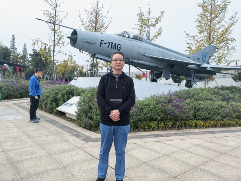 守望者的第三张照片--百色相亲服务中心