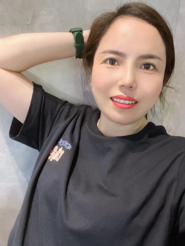 哈宝的第一张照片--百色相亲服务中心