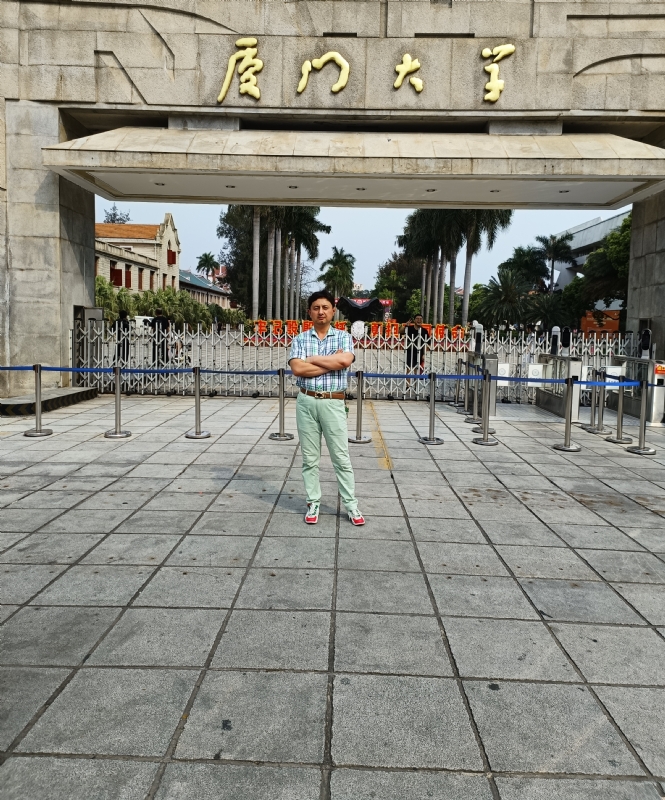 朱琦的第一张照片--百色相亲服务中心