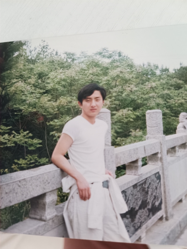 朱琦的第二张照片--百色相亲服务中心