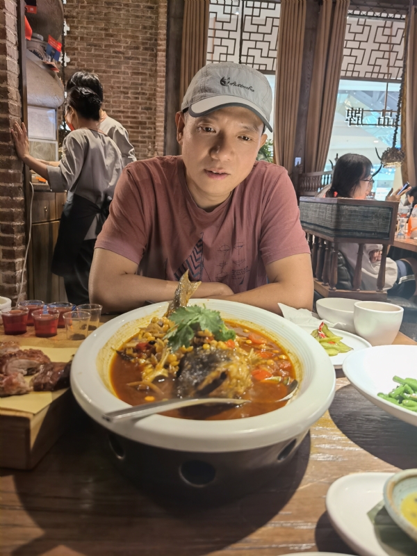 漫步的第一张照片--百色相亲服务中心