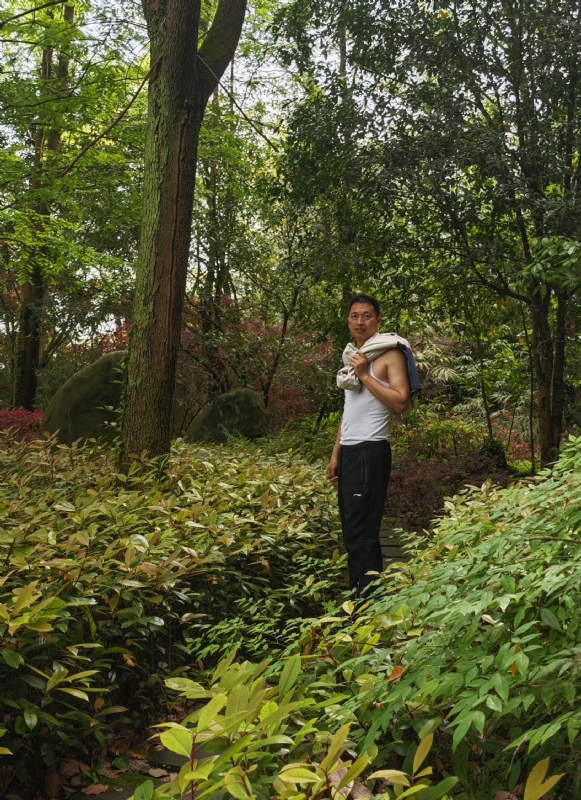 mmmman的第一张照片--百色相亲服务中心