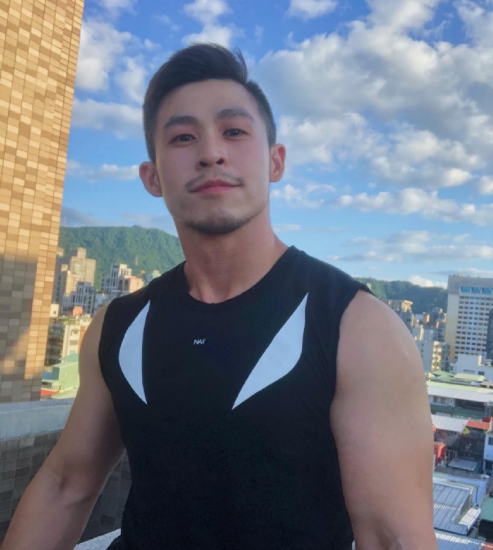 白玉飞的第一张照片--百色相亲服务中心