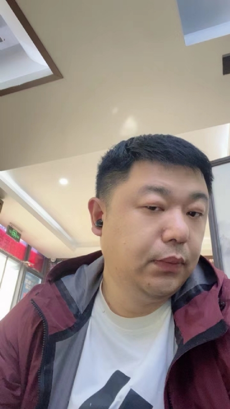 城市有爱的第一张照片--百色相亲服务中心