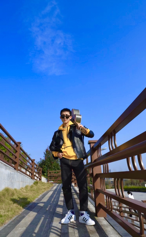 南子的第一张照片--百色相亲服务中心