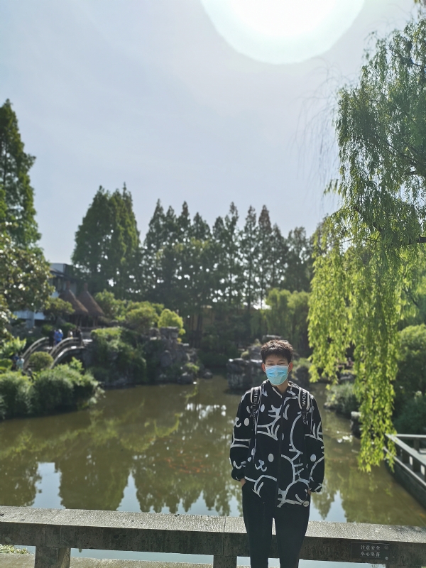 相遇即是上上签的第一张照片--百色相亲服务中心