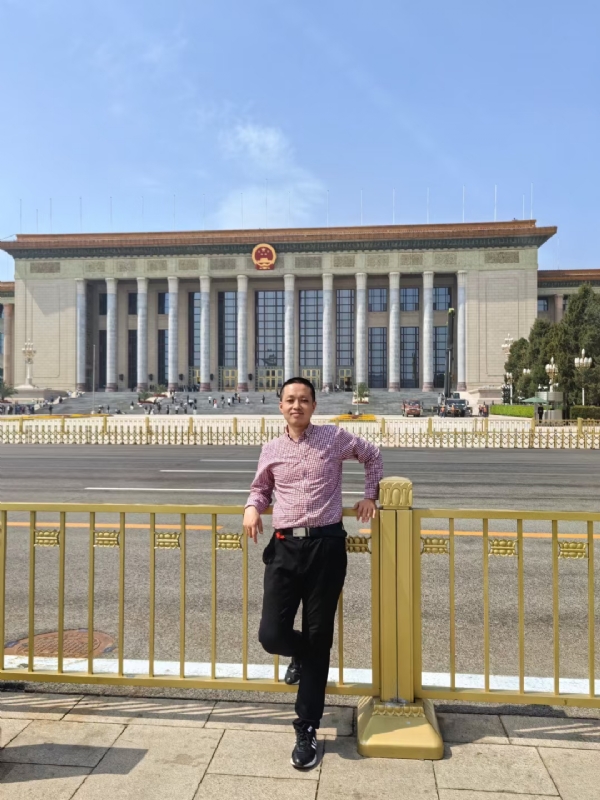 匆匆那年的第三张照片--百色相亲服务中心