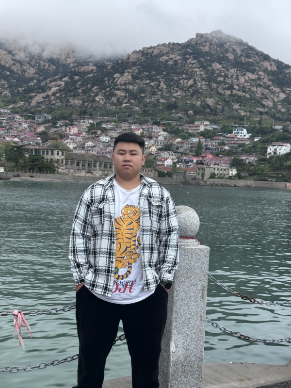 谨慎的第一张照片--百色相亲服务中心