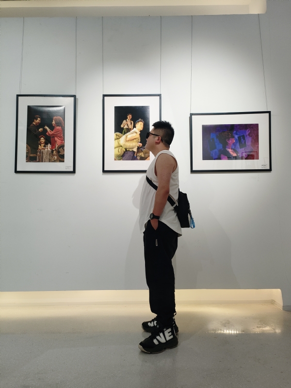 小涅的第一张照片--百色相亲服务中心