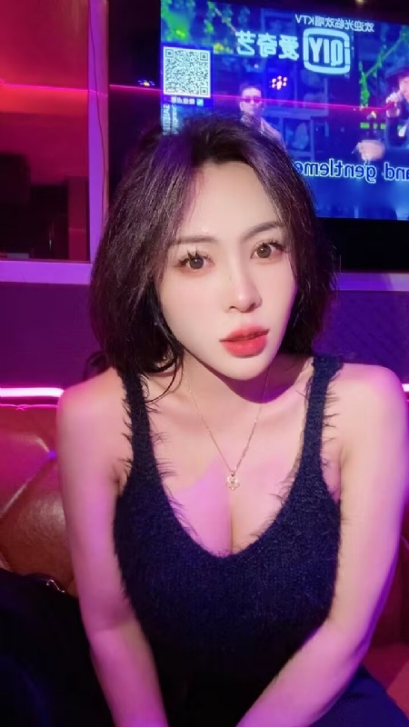 素素可月的第二张照片--百色相亲服务中心