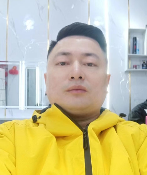 曾哥的第一张照片--百色相亲服务中心