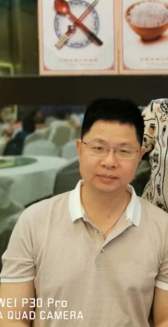 车che的第一张照片--百色相亲服务中心