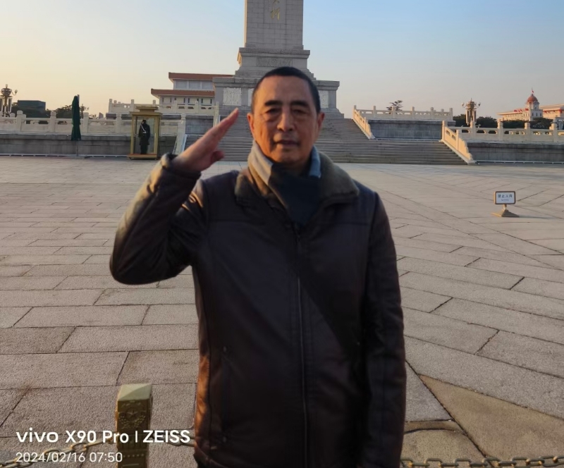 超爱英的第一张照片--百色相亲服务中心