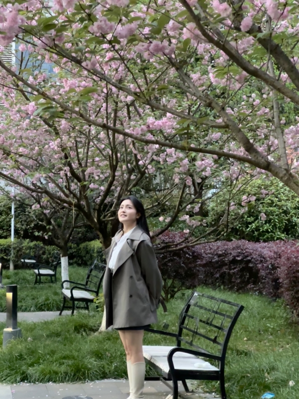 方方方的第二张照片--百色相亲服务中心