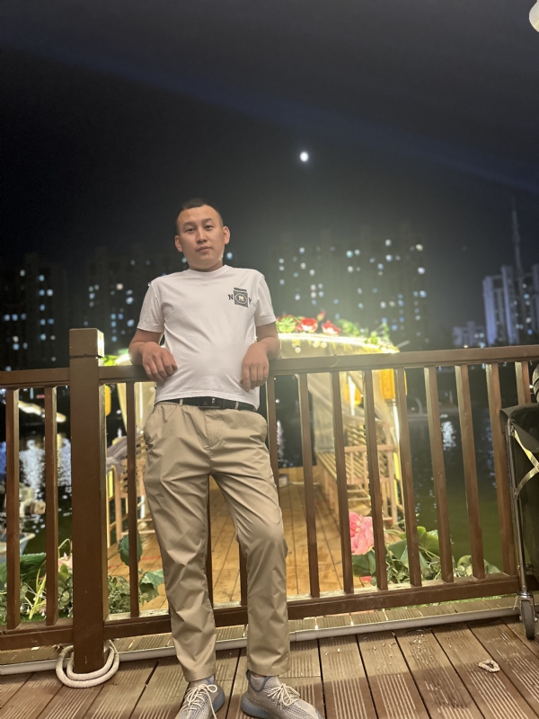 大超的第一张照片--百色相亲服务中心