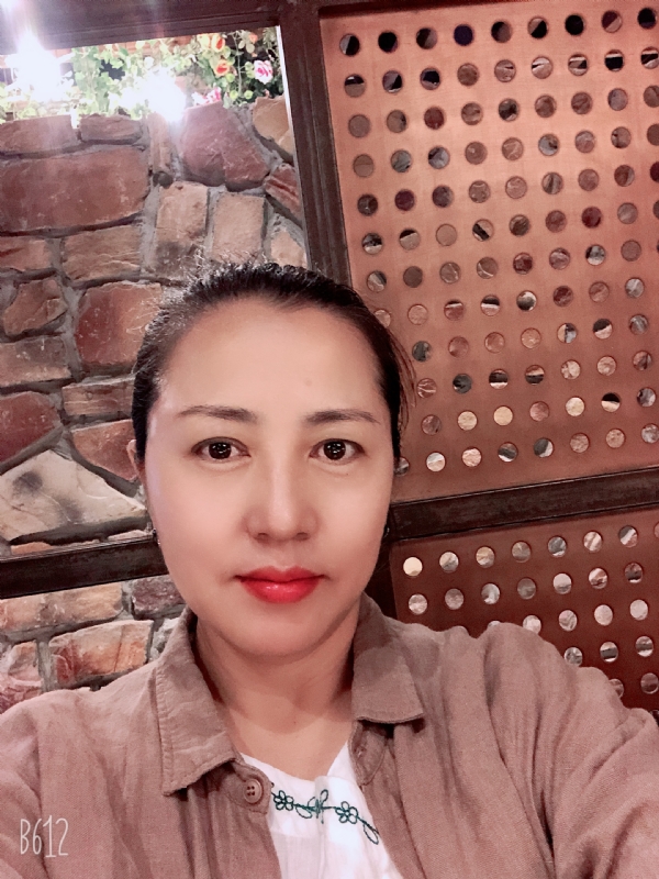 雲雲的第一张照片--百色相亲服务中心