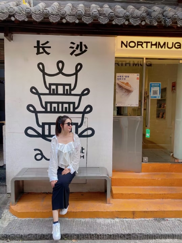 Lin的第二张照片--百色相亲服务中心