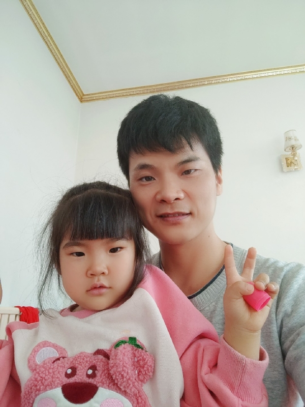 离异脱单的第一张照片--百色相亲服务中心